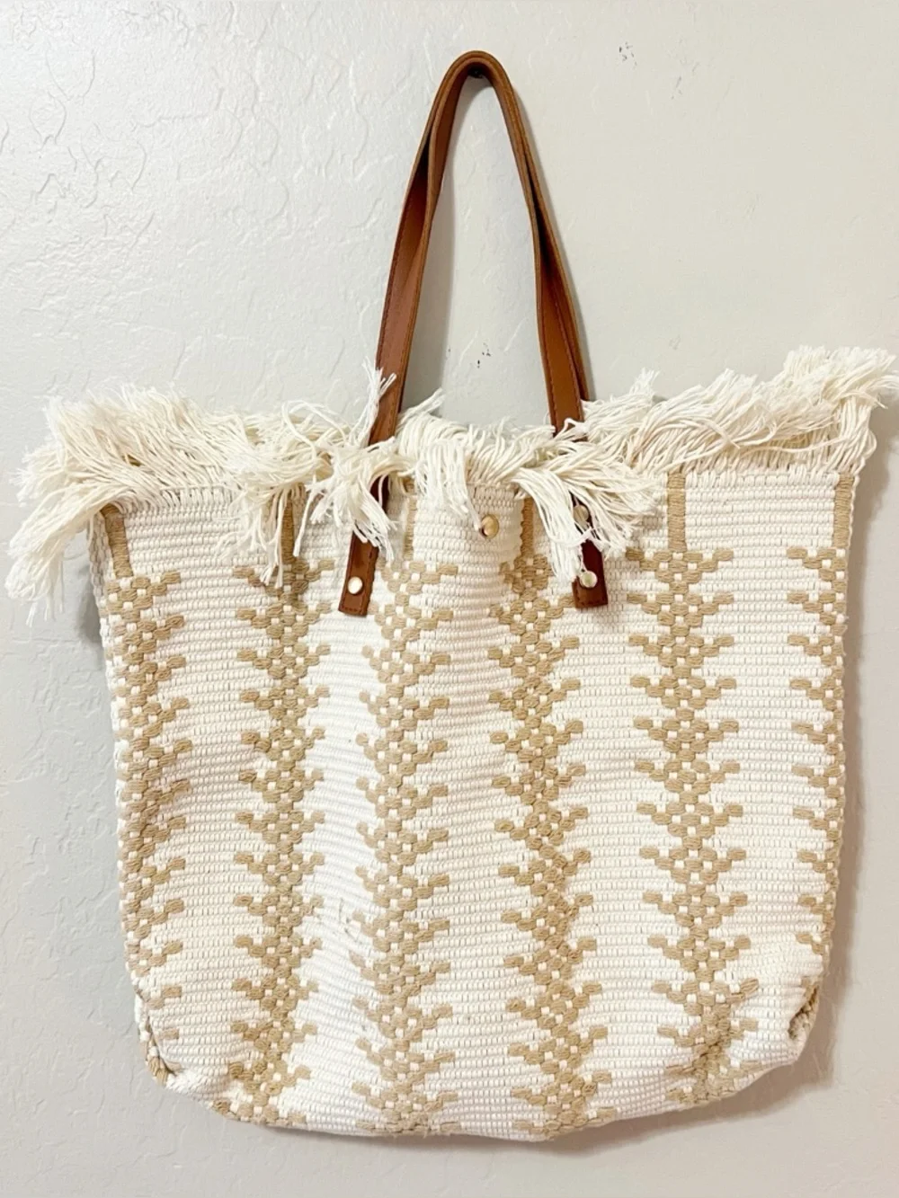 LULLA Collection Fringe Woven Tote Bag - Picture 1 of 9
